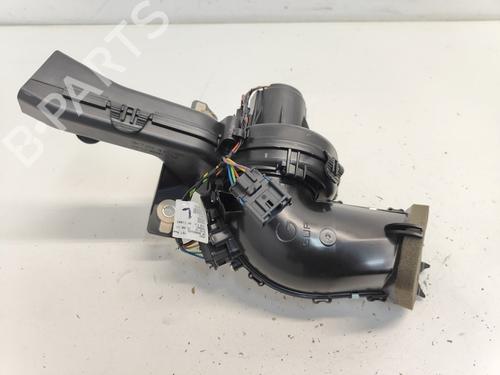 Used Heater blower motor Heater blower motor PEUGEOT 5008 (0U_, 0E_) 1.6 16V (156 hp) 33783705 33783705