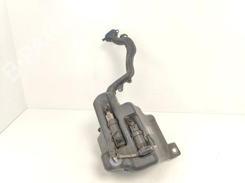 Used Windscreen washer tank Windscreen washer tank MERCEDES-BENZ CLA Shooting Brake (X117) CLA 200 CDI / d (117.908) (136 hp) 33788245 33788245