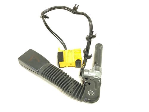 Used Seat buckle Seat buckle MINI MINI (R56) One (95 hp) 33791343 33791343