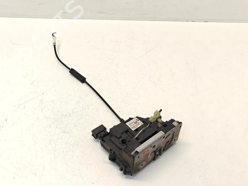 Højre bagtil lås Højre bagtil lås OPEL CORSA D (S07) 1.2 LPG (L08, L68) (83 hp) 39638590 39638590