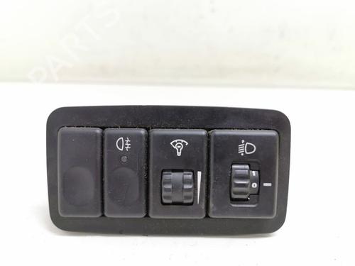 Used Switch Switch HYUNDAI ACCENT I (X-3) 1.3 i 12V (84 hp) 33779317 33779317