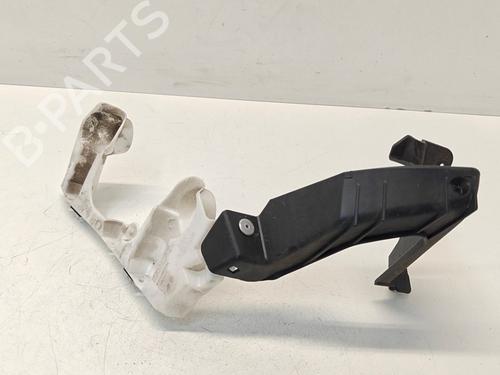 Used Rear bumper bracket Rear bumper bracket RENAULT MEGANE IV Hatchback (B9A/M/N_) 1.2 TCe 130 (B9MR) (130 hp) 39994670 39994670