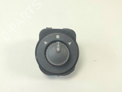 Used Mirror switch Mirror switch CITROËN NEMO Box Body/MPV (AA_) 1.4 HDi (68 hp) 33784563 33784563