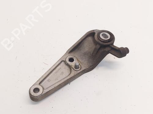 Used Engine mount Engine mount OPEL ADAM (M13) 1.4 (101 hp) 33782372 33782372