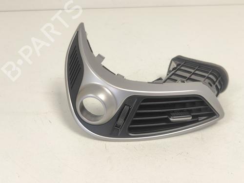 Used Air vent Air vent HYUNDAI ix35 (LM, EL, ELH) 2.0 (163 hp) 33787537 33787537