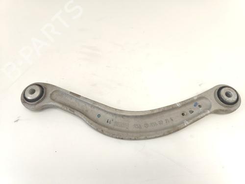 Venstre bagtil bærearm Venstre bagtil bærearm MERCEDES-BENZ C-CLASS T-Model (S205) C 220 BlueTEC / d (205.204) (170 hp) 33785589 33785589