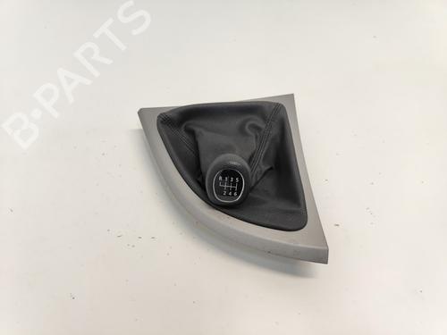 Used Shift knob Shift knob BMW 1 (E81) 116 i (122 hp) 33783298 33783298