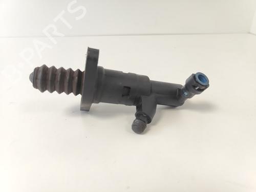 clutch-slave-cylinder-skoda-octavia-iii-combi-5e5-5e6-2012-2013-2014-2015-2016-2017-2018-2019-2020-33784913 main image