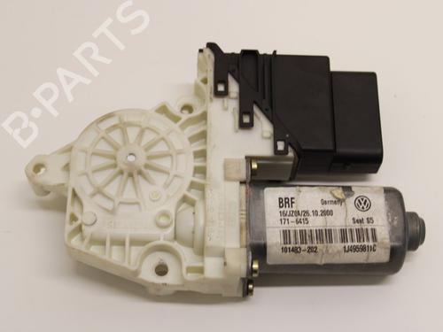 Used Electronic module Electronic module SEAT LEON (1M1) 1.9 TDI (110 hp) 33780443 33780443