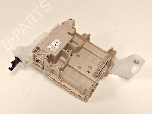 Used Fuse box Fuse box PEUGEOT 108 1.0 VTi 72 (72 hp) 33789997 33789997