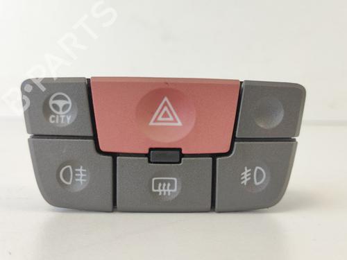 Used Warning switch Warning switch FIAT PANDA (169_) 1.2 (169.AXB11, 169.AXB1A) (60 hp) 33776482 33776482