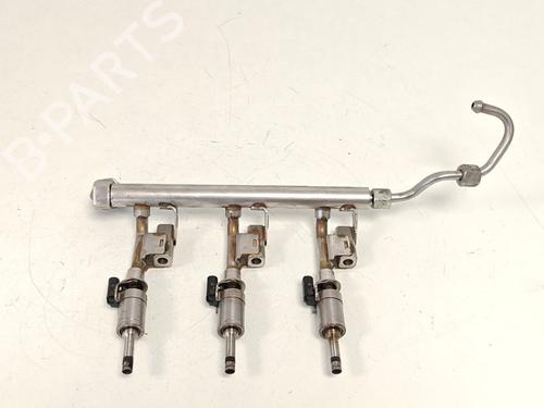 Used Injection rail Injection rail FORD FOCUS III Turnier 1.0 EcoBoost (125 hp) 33791985 33791985