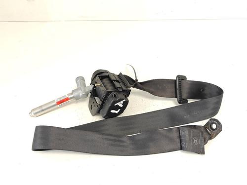 Used Rear left seatbelt Rear left seatbelt VOLVO V50 (545) 2.4 (140 hp) 33788802 33788802