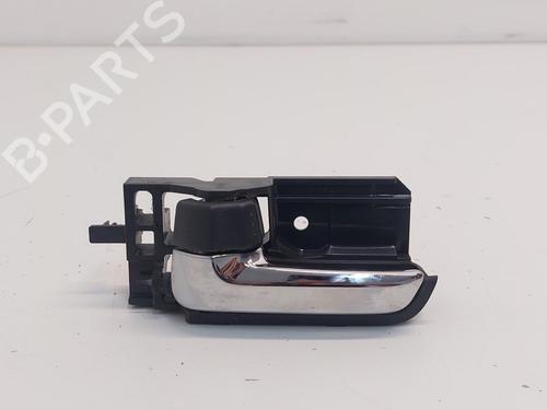 Venstre foran utvendig håndtak Venstre foran utvendig håndtak SUZUKI SWIFT III (MZ, EZ) 1.3 (RS413, ZC11S) (92 hp) 33782358 33782358