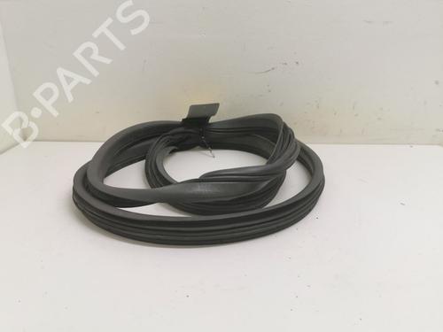 Used Rubber door seal Rubber door seal MERCEDES-BENZ A-CLASS (W168) A 170 CDI (168.008) (90 hp) 33778914 33778914