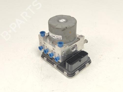 Used ABS pump ABS pump MITSUBISHI ASX (GA_W_) 2.0 MIVEC (GA2W) (150 hp) 33777984 33777984