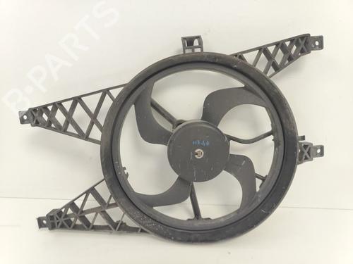 Used Radiator fan Radiator fan RENAULT TWINGO II (CN0_) 1.2 16V (CN04, CN0B) (75 hp) 33777139 33777139