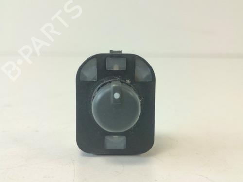 Used Mirror switch Mirror switch AUDI Q7 (4LB) 3.0 TDI quattro (233 hp) 33775258 33775258