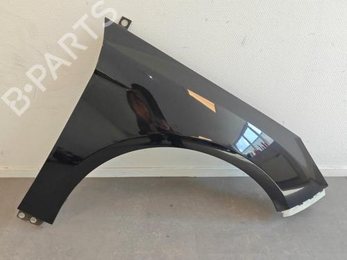 Forskærm Højre Forskærm Højre FORD FOCUS III Turnier 1.0 EcoBoost (125 hp) 34578814 34578814