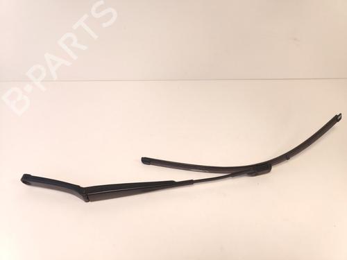 Used Front windshield wiper arm Front windshield wiper arm VW GOLF VII (5G1, BQ1, BE1, BE2) 1.2 TSI (105 hp) 33784203 33784203