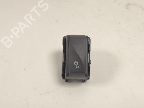 switch-renault-zoe-hatchback-van-bfm_-2019-33776655 main image
