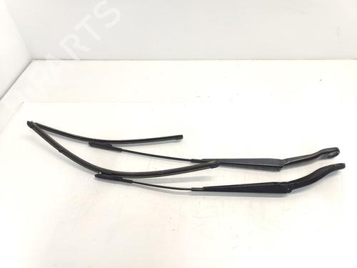 Used Front windshield wiper arm Front windshield wiper arm LAND ROVER FREELANDER 2 (L359) 2.2 TD4 4x4 (150 hp) 33784113 33784113