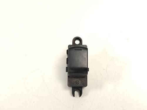 Used Switch Switch NISSAN NOTE (E11, NE11) 1.4 (88 hp) 33789082 33789082