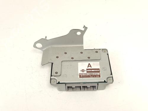 Used Gearbox control unit Gearbox control unit NISSAN MICRA III (K12) 1.2 16V (80 hp) 33777303 33777303
