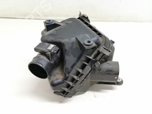Used Air filter box Air filter box MITSUBISHI GRANDIS (NA_W) 2.4 MIVEC (NA4W) (165 hp) 33779682 33779682