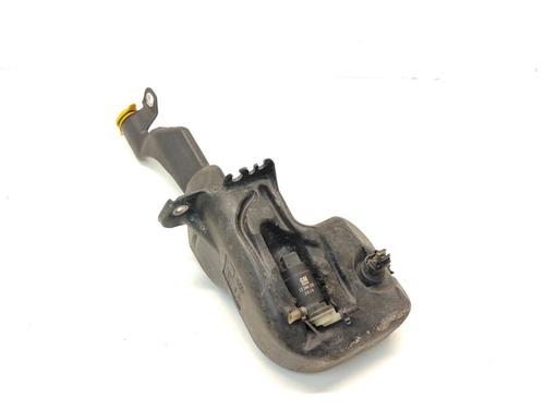 Used Windscreen washer tank Windscreen washer tank 36832658 36832658