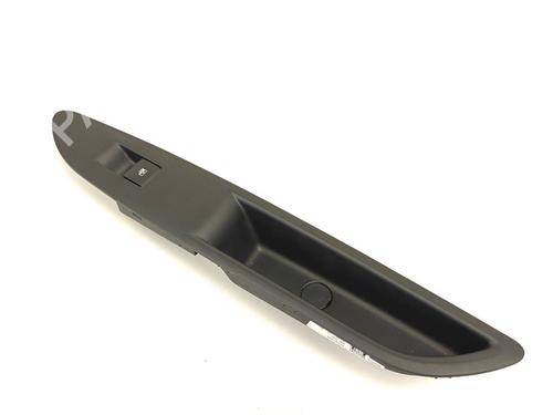 Used Switch Switch OPEL MOKKA / MOKKA X (J13) 1.4 (_76) (140 hp) 33789826 33789826