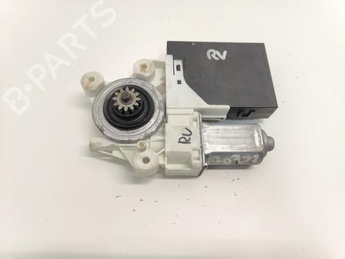 Electronic module VOLVO V50 (545) 2.0 D | BP33783067M83 - Image 2