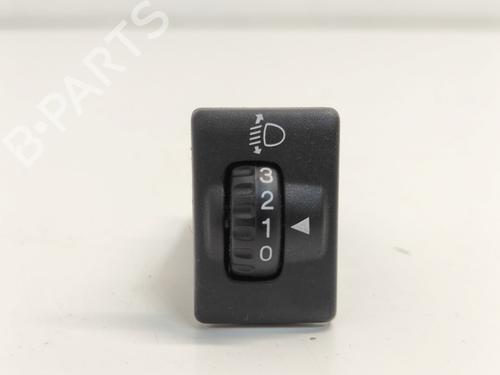 Used Switch Switch SUZUKI IGNIS I (FH) 1.3 (HV51, HX51, RG413) (83 hp) 33783208 33783208