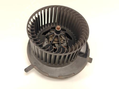 Used Heater blower motor Heater blower motor VW GOLF VI (5K1) 1.4 TSI (122 hp) 33789591 33789591