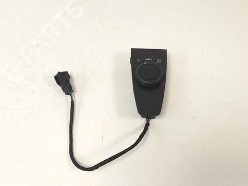 Used Climate control Climate control 33786541 33786541