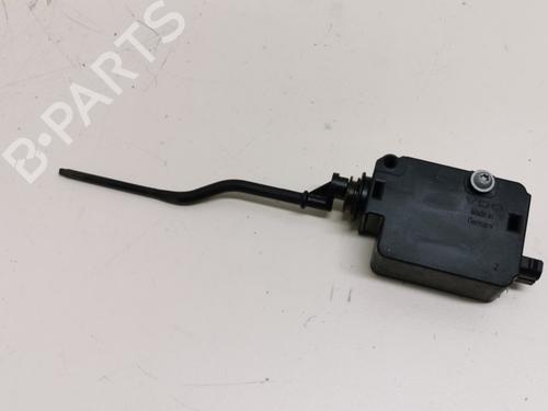 Used Fuel door actuator Fuel door actuator BMW 3 Coupe (E46) 330 Ci (231 hp) 33780062 33780062
