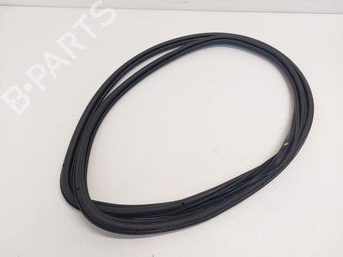 rubber-door-seal-audi-q7-4lb-2006-2007-2008-2009-2010-2011-2012-2013-2014-2015-2016-33782083 main image