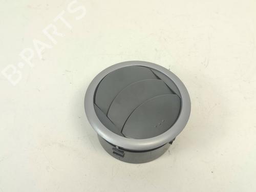 Used Air vent Air vent SUZUKI SWIFT III (MZ, EZ) 1.3 (RS413, ZC11S) (92 hp) 33786110 33786110