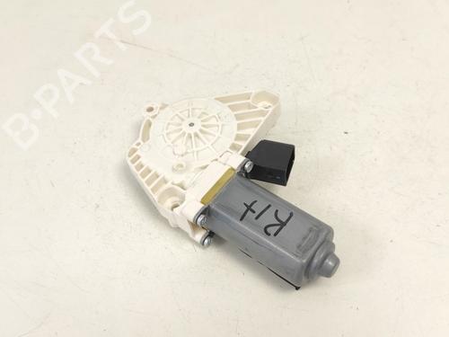 Used Electronic module Electronic module MERCEDES-BENZ CLA Shooting Brake (X117) CLA 200 CDI / d (117.908) (136 hp) 33788176 33788176