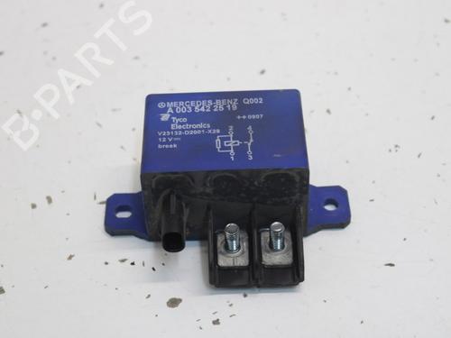 Used Electronic sensor Electronic sensor MERCEDES-BENZ A-CLASS (W169) A 150 (169.031, 169.331) (95 hp) 33781392 33781392
