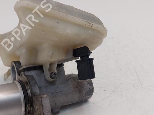 Brake master cylinder AUDI A4 B6 Avant (8E5) 3.0 quattro | BP33782274M77 - Image 5