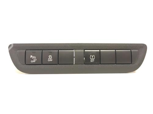 Used Switch Switch PEUGEOT 2008 I (CU_) 1.2 VTi (82 hp) 33790940 33790940