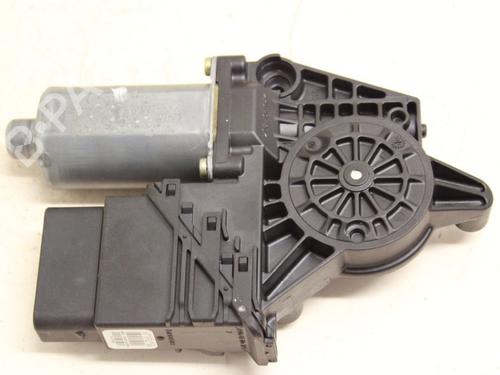 Used Electronic module Electronic module VW PASSAT B5.5 (3B3) 2.0 (115 hp) 33780252 33780252