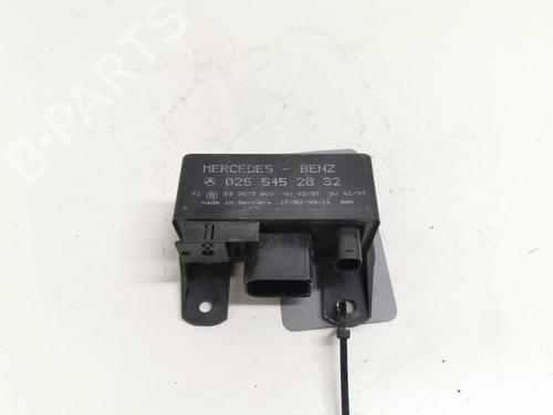 Used Electronic sensor Electronic sensor MERCEDES-BENZ A-CLASS (W168) A 170 CDI (168.008) (90 hp) 33779297 33779297