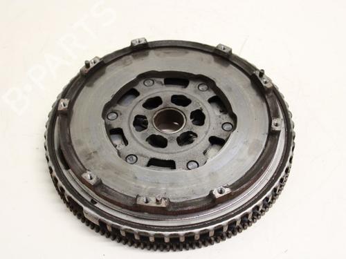 Kopling /lamell Kopling /lamell RENAULT MEGANE III Hatchback (BZ0/1_, B3_) 1.4 TCe (BZ0F, BZ1V) (131 hp) 33780350 33780350