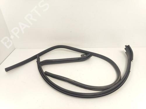 Used Rubber door seal Rubber door seal VW PASSAT CC B6 (357) 2.0 TDI (140 hp) 33776838 33776838