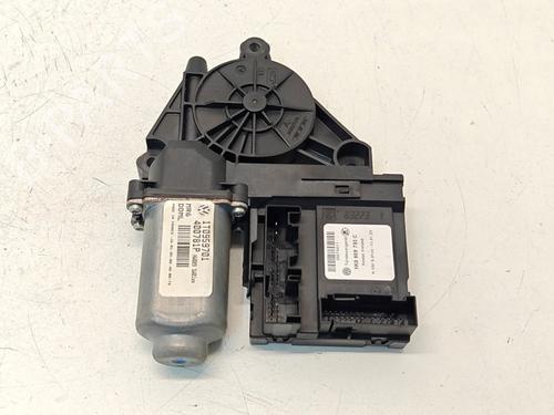 Used Electronic module Electronic module VW TOURAN (1T1, 1T2) 2.0 FSI (150 hp) 39964093 39964093
