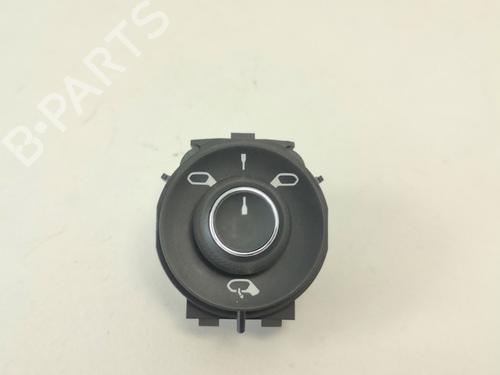Used Mirror switch Mirror switch CITROËN C3 III (SX) 1.2 PureTech 82 (83 hp) 33785519 33785519