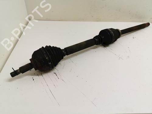Used Right front driveshaft Right front driveshaft RENAULT LAGUNA II Grandtour (KG0/1_) 3.0 V6 24V (KG0D, KG01) (207 hp) 33778835 33778835