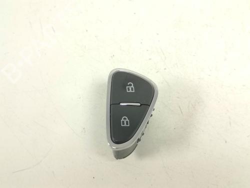 Used Switch Switch OPEL CORSA E (X15) 1.0 (08, 68) (115 hp) 33787943 33787943